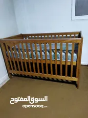  6 سرير اطفال ماركة  Mothercare  صناعة بريطانيه  أبعاده  140 *70*88