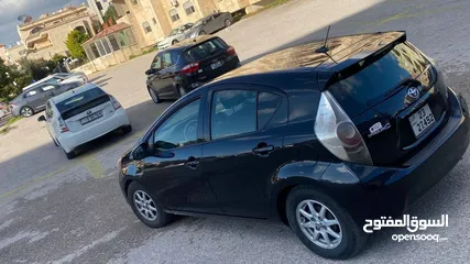  3 TOYOTA PRIUS C 2012للبيع كاش او اقساط