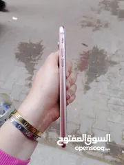  4 ايفون 8 بلص