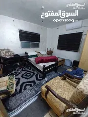  5 منزل للبيع طابقين بسعر مغري وقابل للتفاوض