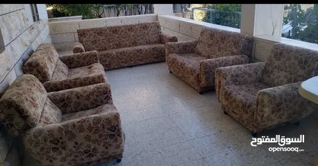  1 طقم كنب 9 مقاعد مع فرشه مفرد عدد 2