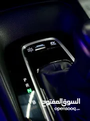  7 تويوتا كورولا هايبرد 2022