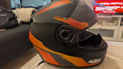  8 خوذة KTM استعمال قليل دون خدش ECE22 بحالة ممتازة جدا حجم XL