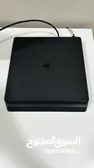  1 PS4 slim 1TP بحاله ممتازه