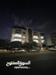  1 شقة طابقية في منطقة مرج الحمام (الظهير) مساحة 225 م2 تشطيبات سوبر ديلوكس