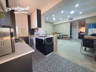  10 روف طابقي مع ترس للبيع في رجم عميش بمساحة اجمالية 550م