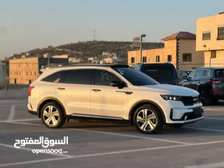  5 كايا سورينتو /2022 فل الفل  فتحة سقف بانوراما  4x4 ///240Hp بنزين + كهرباء  ( Haybrid) 1600cc