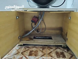  7 مغسلة صالون نسائي مع منظم حرارة حامي بارد.