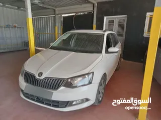  7 سكودا فابيا 2015للبيع السياره كرتونه فحص نضيف السعر قابل للتفاوض الاتصال لللمعني فقط