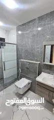  17 شركه clean Breeze لخدمات تنظيف المنازل والشقق الفارغة والمزارع تنظيف سكن طلاب وطالبات