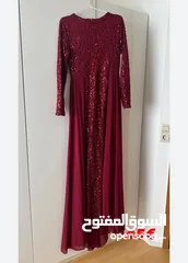  3 فستان خمري