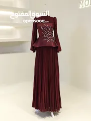 1 فستان ملكي فخم بتصميم رائع وناعم