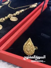  5 مرية واسورة وخواتم مع كامل المرفقات مطلية ب الذهب