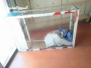  9 ستاندات عرض