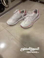  2 حذاء رياضي اصلي مقاس 37