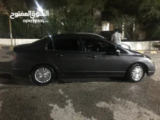  12 هوندا سيفيك هايبرد 2006