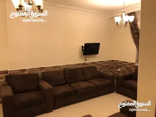  26 شقه استثماريه بموقع ممتاز الجاردنز
