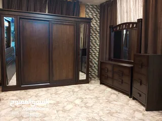  9 غرفة_نوم_ماستر_ابواب_موديل_الجمال_كوالتي بحاله الوكاله استخدام مده قصيره وخشبها زان ولاتيه وقشره بلو