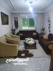  1 لقطة لقطة شقة بسعر مميز  خلف حلويات العنبتاوي مباشرة (تم تنزيل السعر من 37الف الى 35الف بداعي السفر