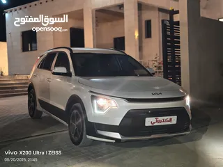  3 كيا نيرو هايبرد