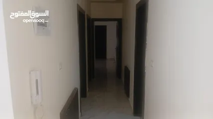  7 شقة أرضية للبيع