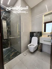  17 شقة فارغة للبيع في خلدا - ref: 14593