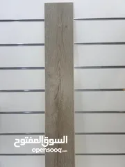  5 أرضيات SPC ضد الماء تركيب كليك  عزل صوتي ومقاومة خدوش  ألوان متعددة مع بانيل أرضي