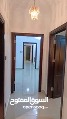  7 عرض حصرررري ـ ضاحيه النخيل ـ شقه فارغه للايجار لم تسكن بعد التجديد سوبر ديلوكس  190 متر +