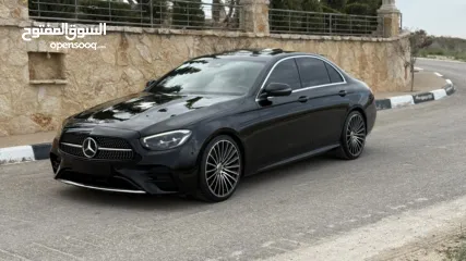  14 Mercedes benz E200 بحالة الوكالة AMG