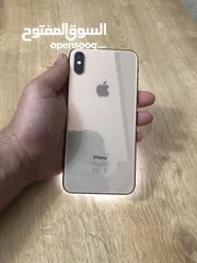  1 iPhone Xsmax  بحال الوكاله بسعر حرق