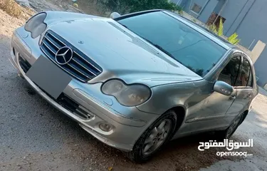  4 مرسيدس بونز C220 2003