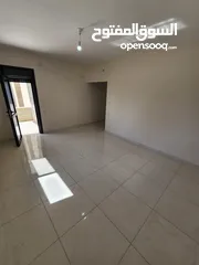  2 شقة للايجار . جديدة و تشطيب سوبر.