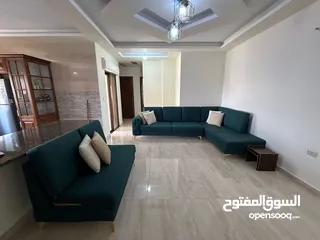  4 كقم كنب  وكورنر للبيع