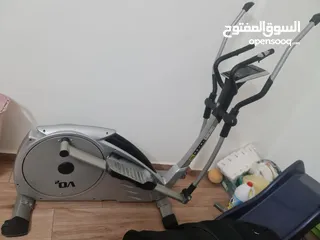  1 جهاز مشي بحالة ممتازة سرعات عديدة