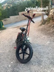  2 بسكليت كهربا عجل عريض موصفات جيده ولبسكليت شبه جديد يلي معني يتواصل معي وبنزبطو