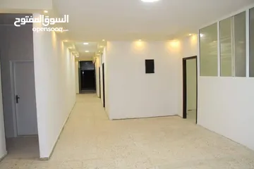  3 مكتب للايجار