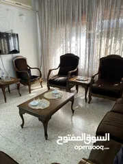  4 طقم كنابيات خشب زان مع طاولة سفرة