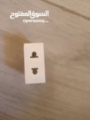  10 قطع مستعملات بتلزم واحد كهربجي بكمية كبيرة وسوقها ماشي اباريز وكبسات نواسات وغطي وعلب