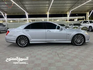  10 Mercedes S550 V8 Full option 2012 Very clean well maintained no accident