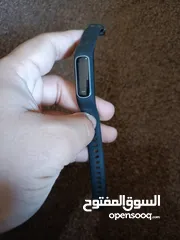 3 ساعه يد ذكيه جارمن الأصلية (GARMIN vívosmart 4) مستعمله شهرين