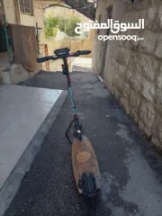  1 سكوتر مع شاحن 48فولت