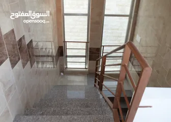  8 خلود سنتر - مكاتب وعيادات فاخرة  للإيجار