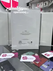  3 Apple ipad (9th Generation) 9 ايباد   64GB  متوفر باللون السكني و السلفر  جديد مسكر بالكرتونة كفالة