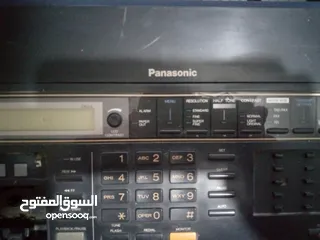  2 فاكس قديم و تلفونات وراوترات  وانظمة اوديو قابل للبدل باي شيء من اي مجموعه