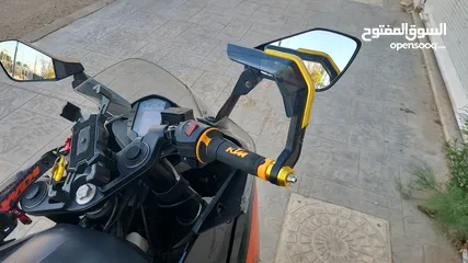  8 ktm rc200  2020