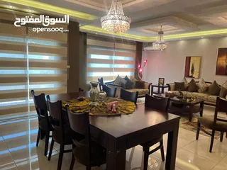  4 شقه طابقيه 217 م الجبيهه للبيع من المالك