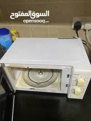  3 Good working condition microwave