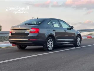  1 سكودى اوكتافيا 2016  ماطور 2000ديزل اوتمات فحص نضيف عداد اصلي 130