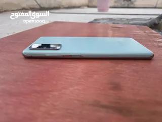  1 Samsung Galaxy S20 FE 5G