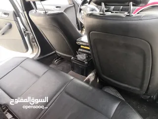  9 2005 BMW 320